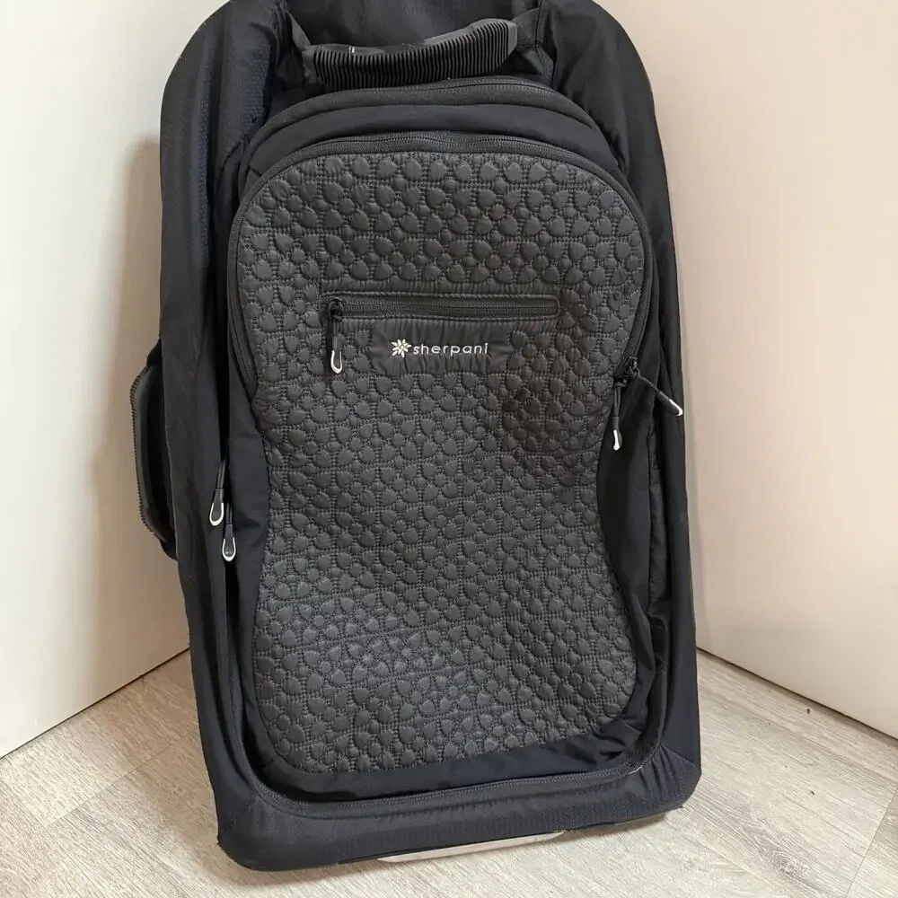 Sherpani Solstice Upright Rolling Wheels Suitcase 20” Travel Overnight Luggage
